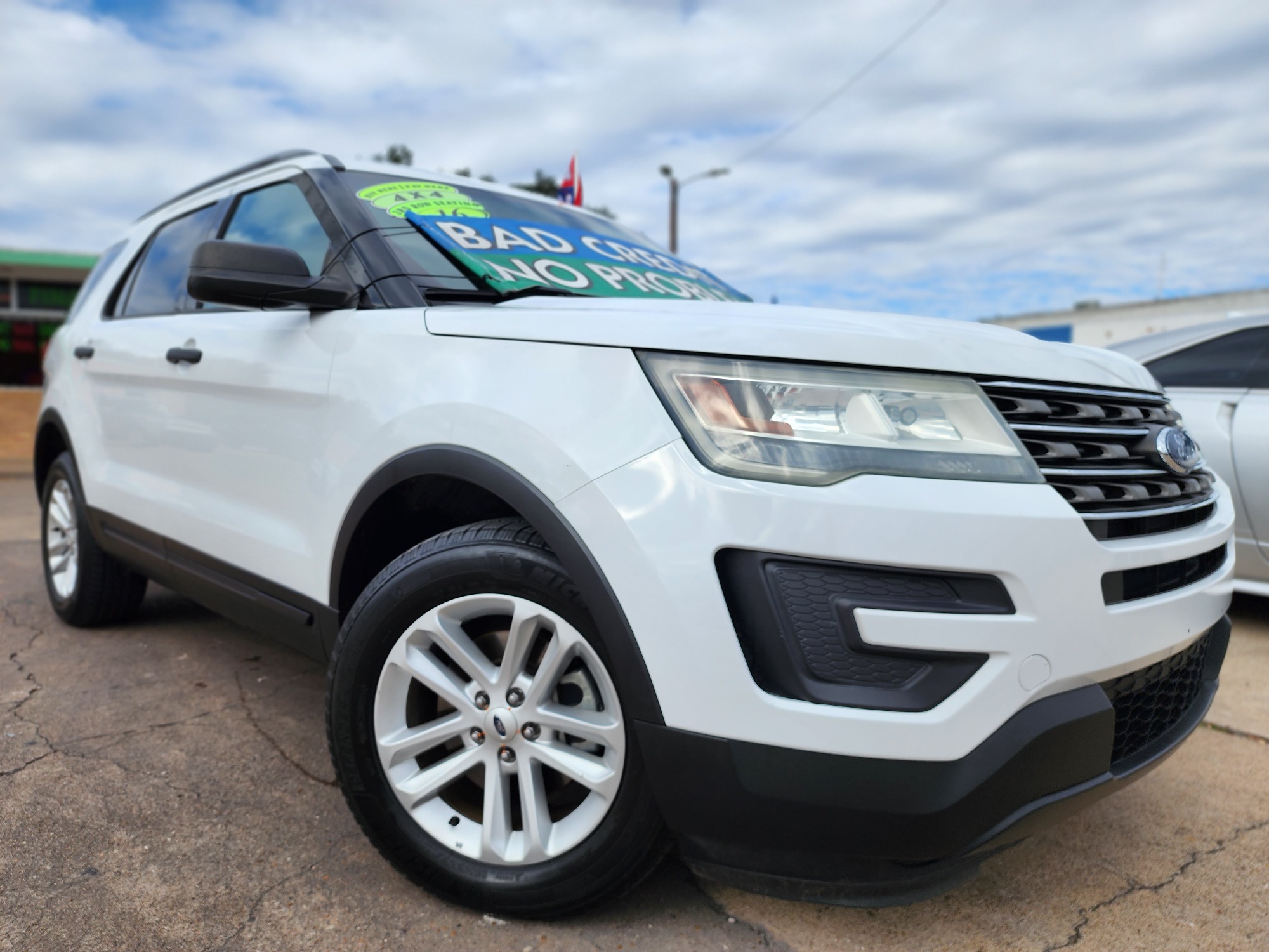 photo of 2016 Ford Explorer 4WD Sport Utility